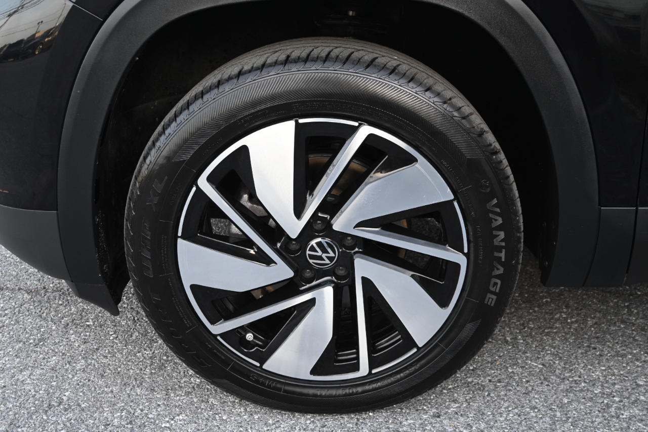 Volkswagen Atlas 2.0T SE w/Technology 4MOTION 2024