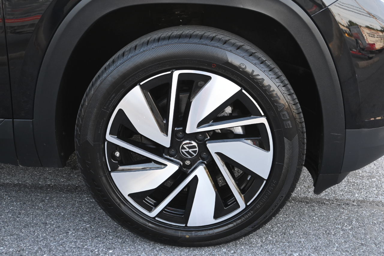 Volkswagen Atlas 2.0T SE w/Technology 4MOTION 2024