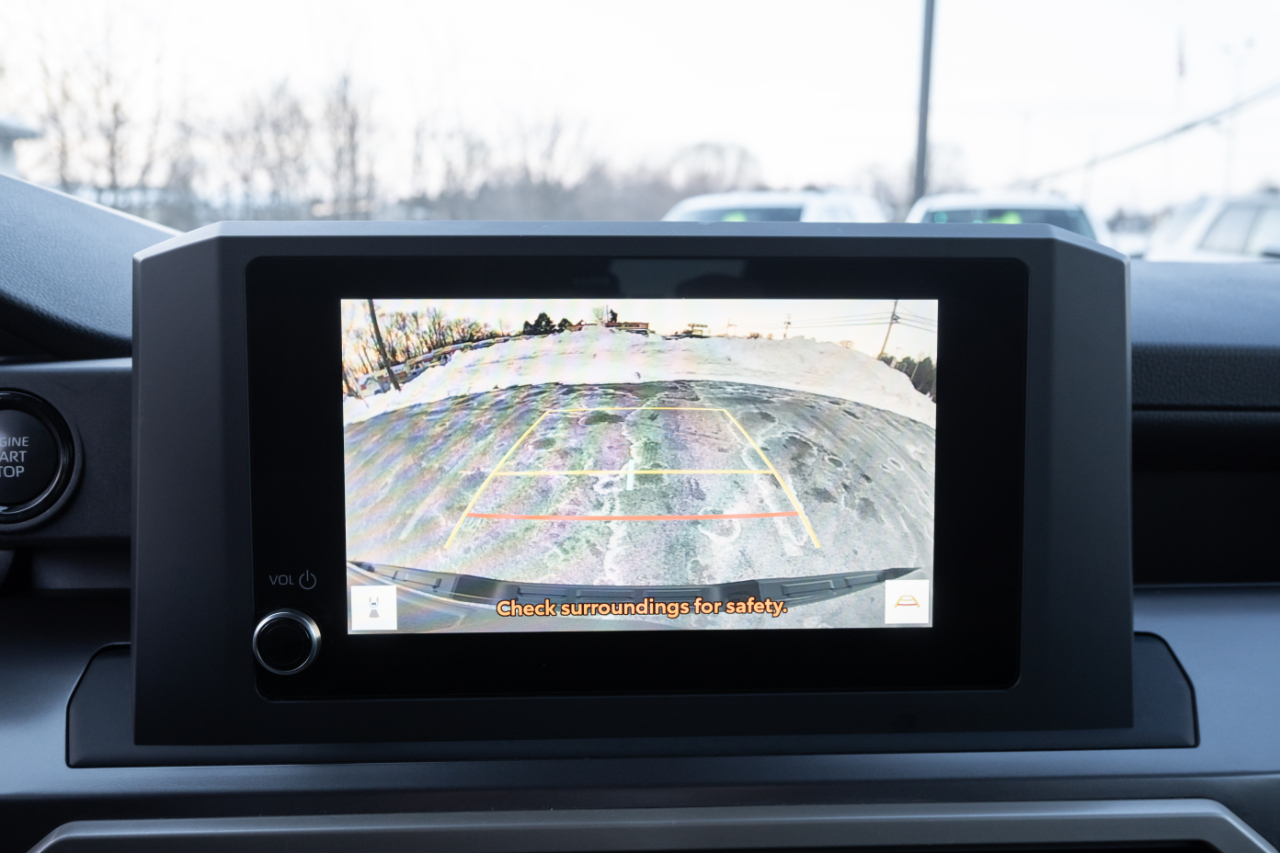 Toyota Tacoma 2WD SR5 Double Cab 6' Bed AT (Natl) 2024