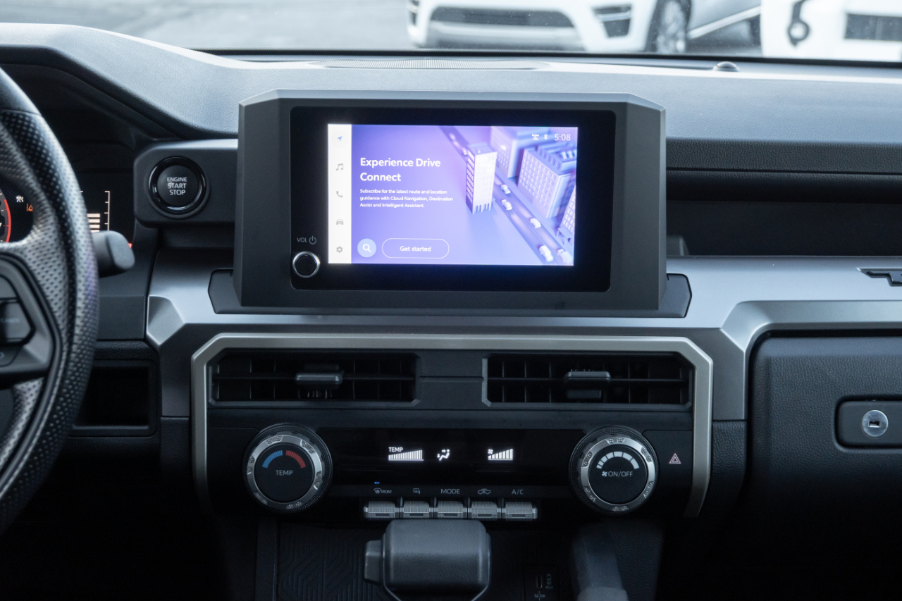 Toyota Tacoma 2WD SR5 Double Cab 6' Bed AT (Natl) 2024