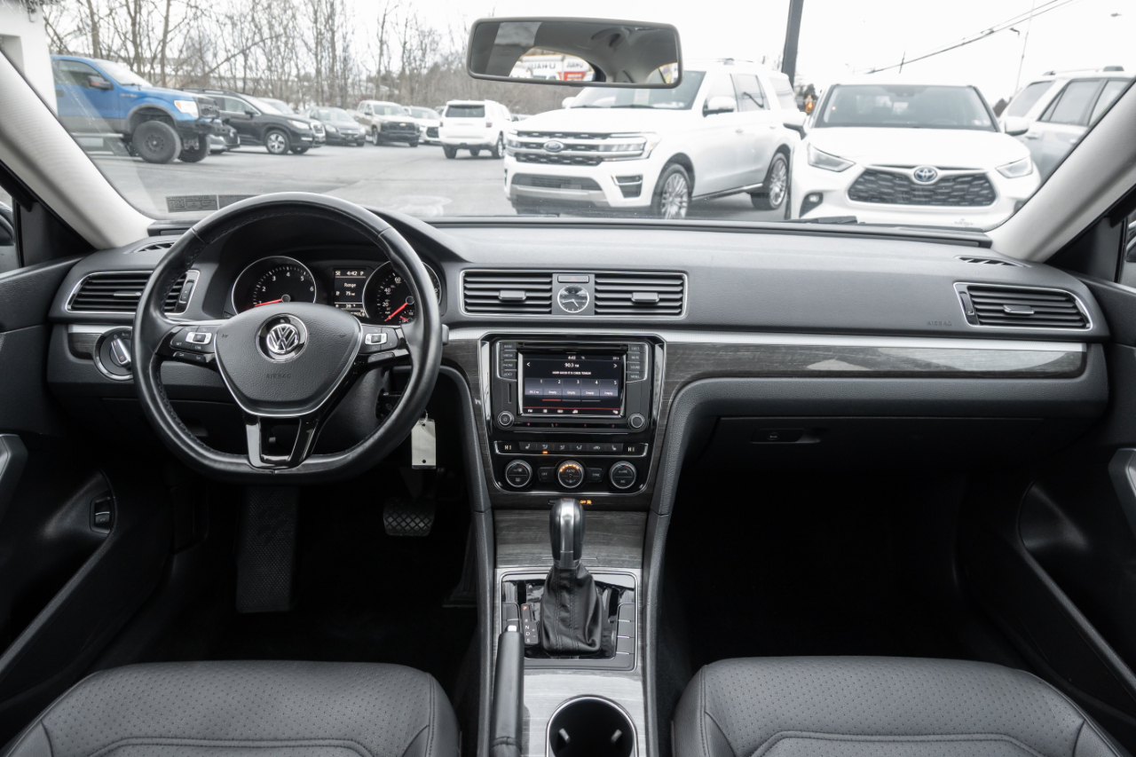 Volkswagen Passat SE 2016