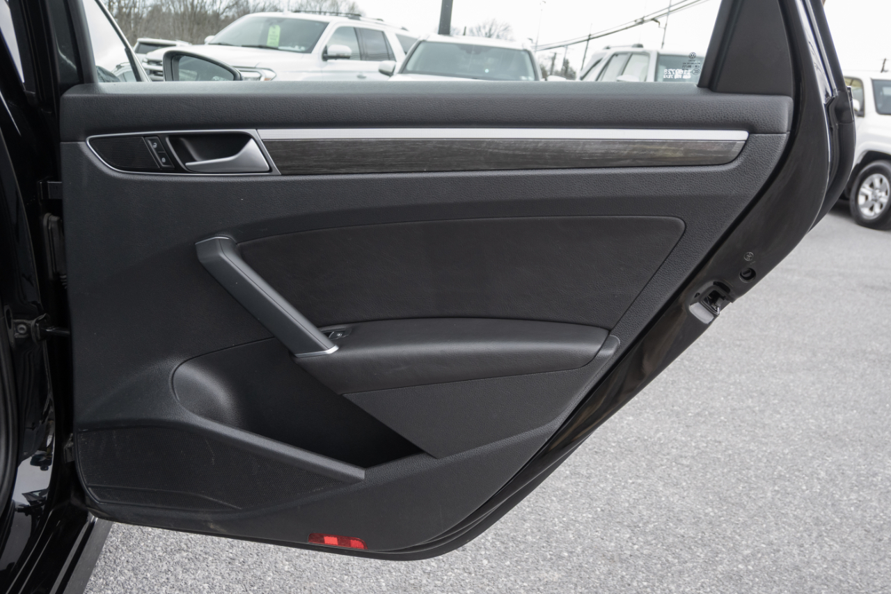 Volkswagen Passat SE 2016