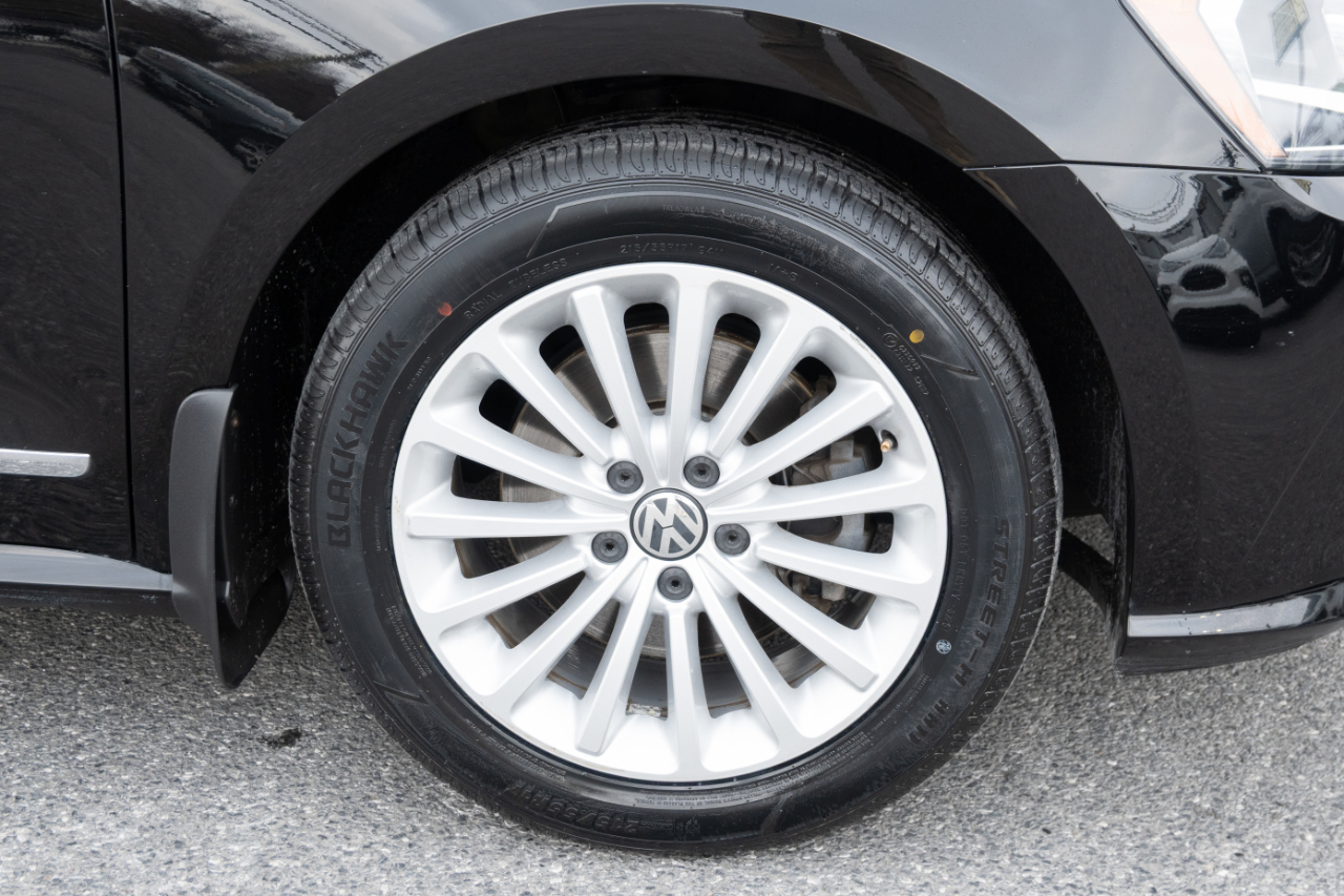 Volkswagen Passat SE 2016