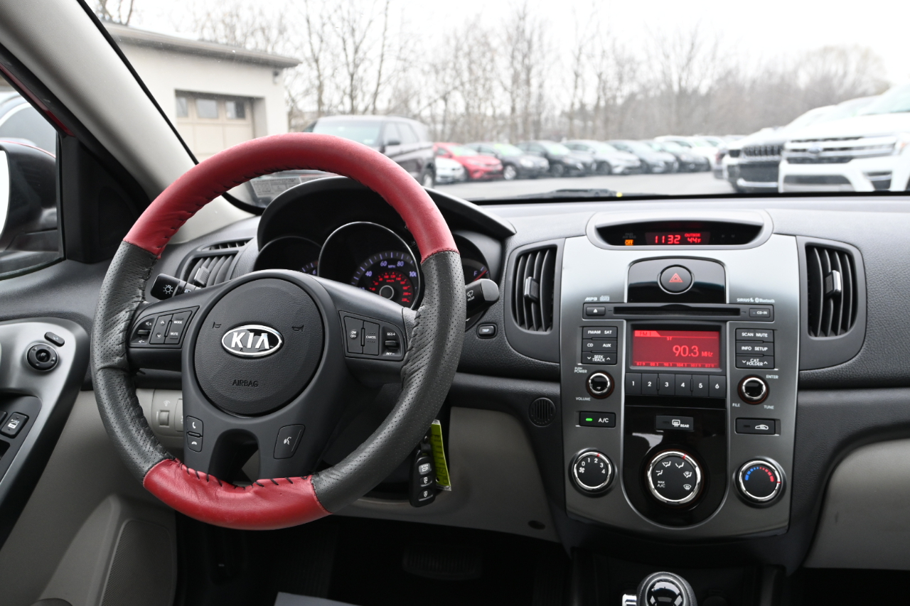 Kia Forte 4dr Sdn Auto EX 2013