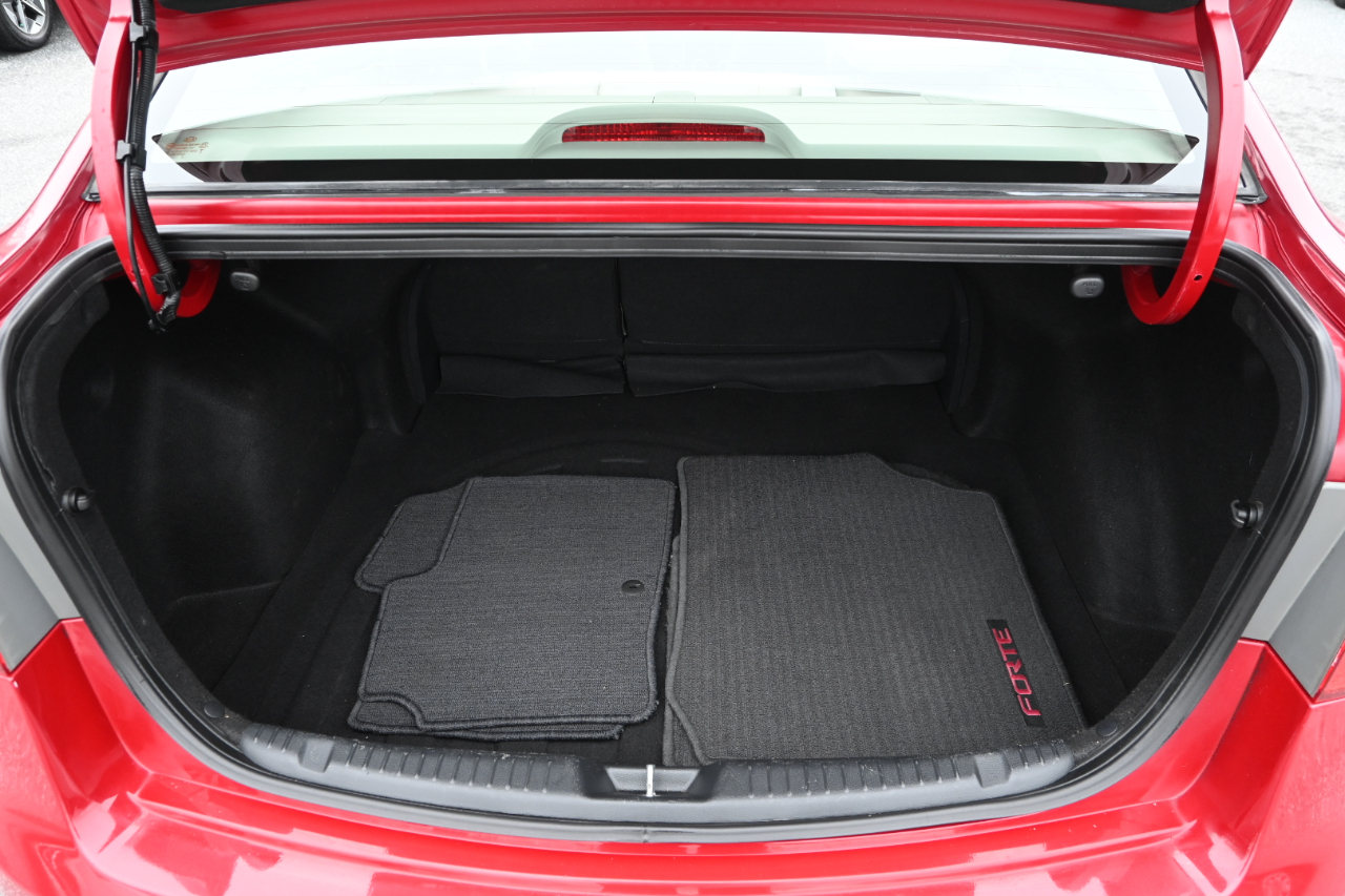 Kia Forte 4dr Sdn Auto EX 2013