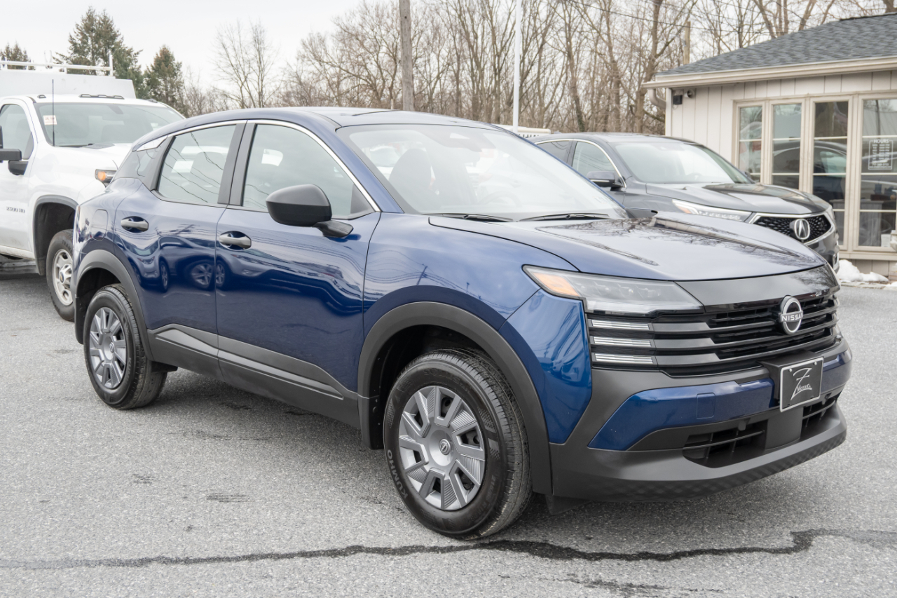 Nissan Kicks S FWD 2025