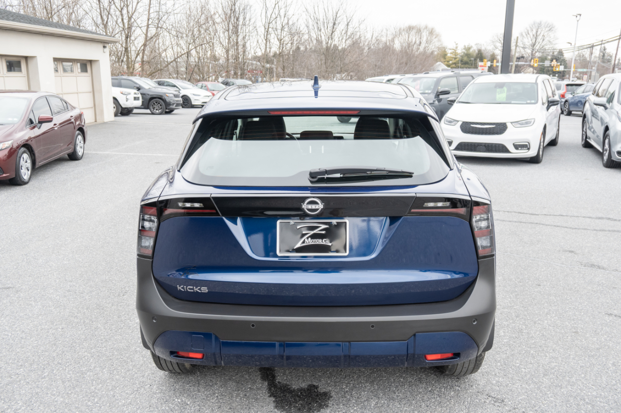 Nissan Kicks S FWD 2025