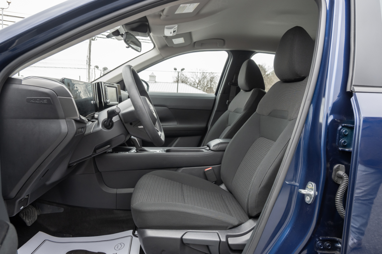 Nissan Kicks S FWD 2025