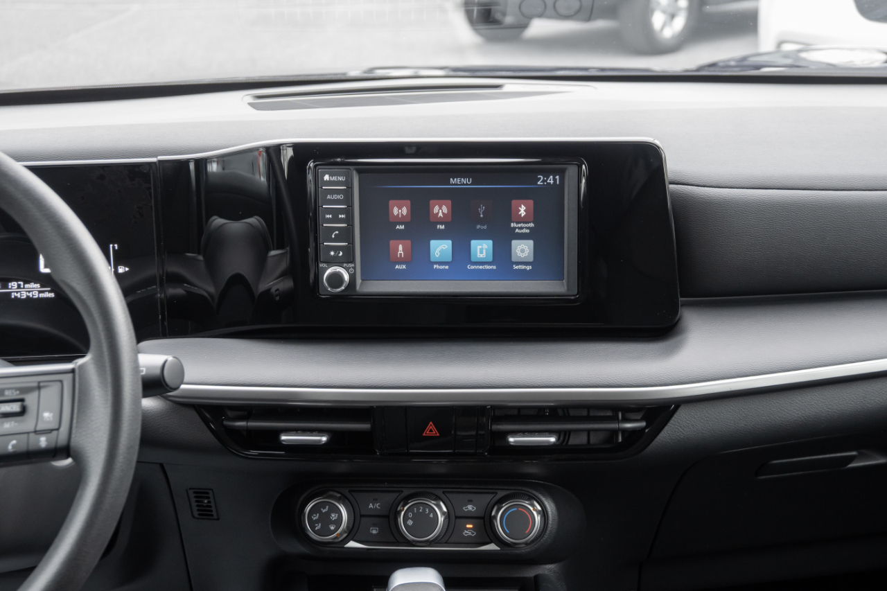 Nissan Kicks S FWD 2025