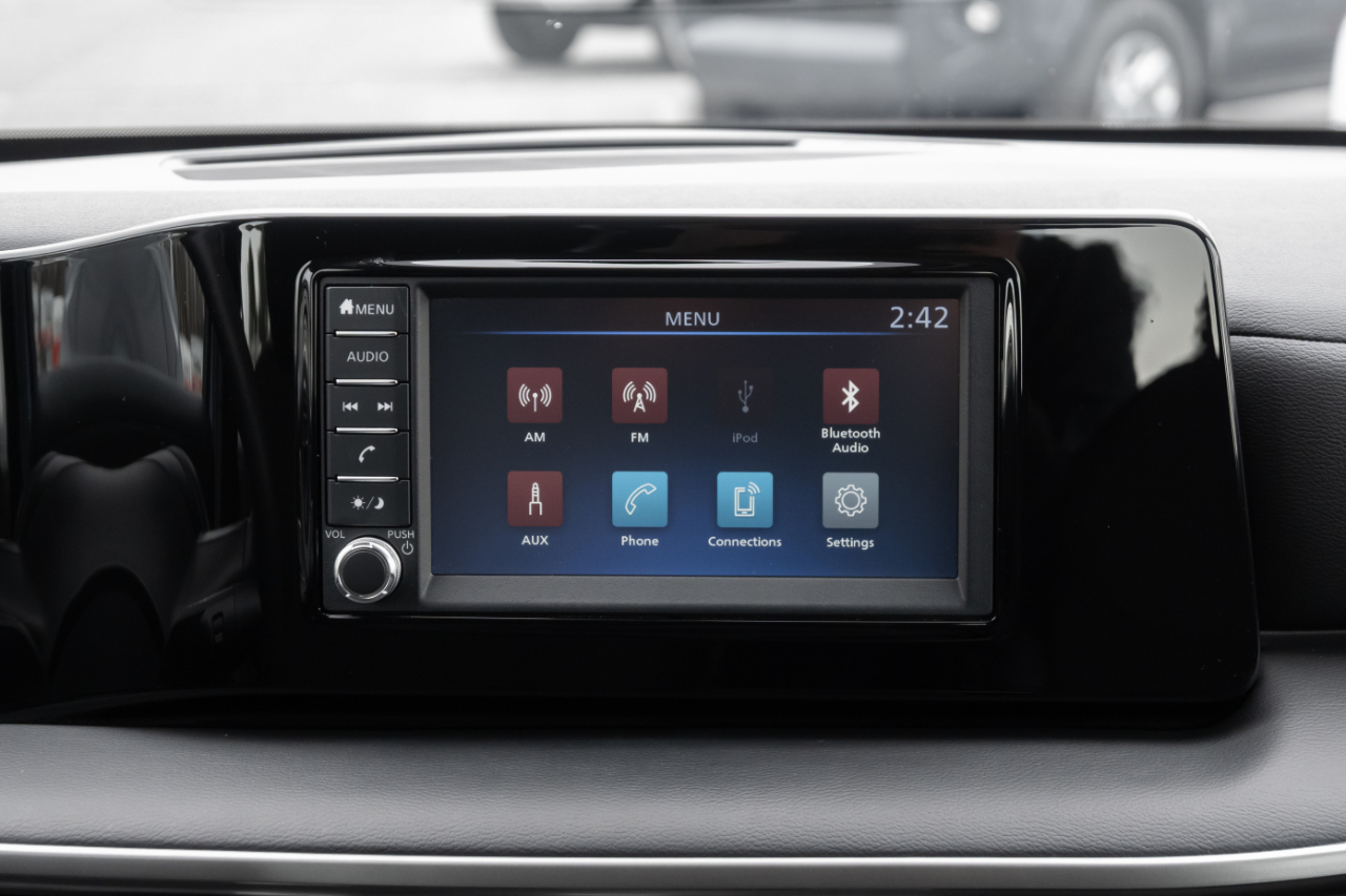 Nissan Kicks S FWD 2025