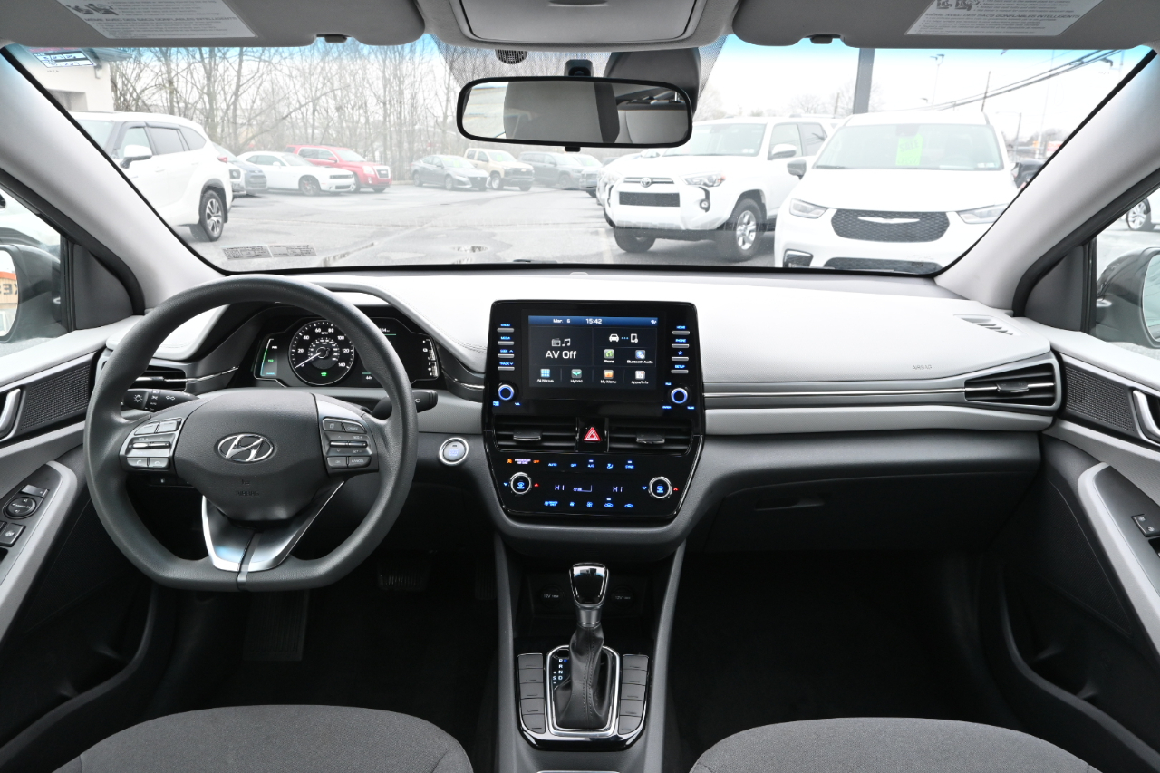 Hyundai Ioniq Hybrid Blue Hatchback 2020