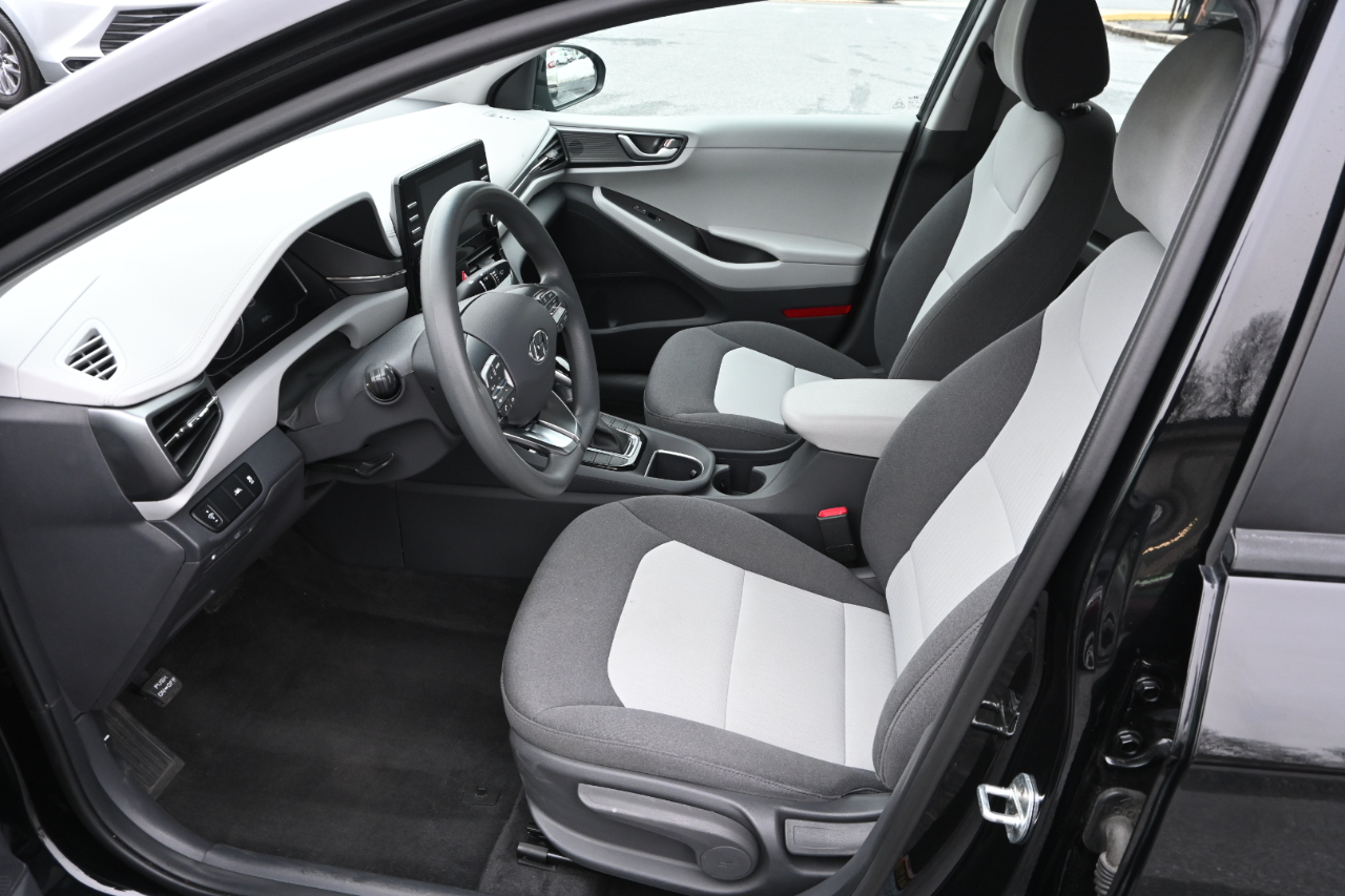 Hyundai Ioniq Hybrid Blue Hatchback 2020