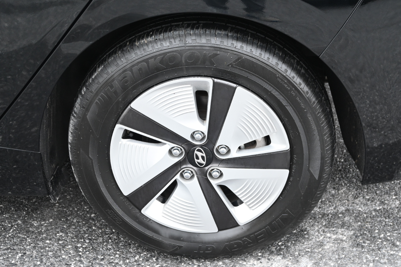 Hyundai Ioniq Hybrid Blue Hatchback 2020