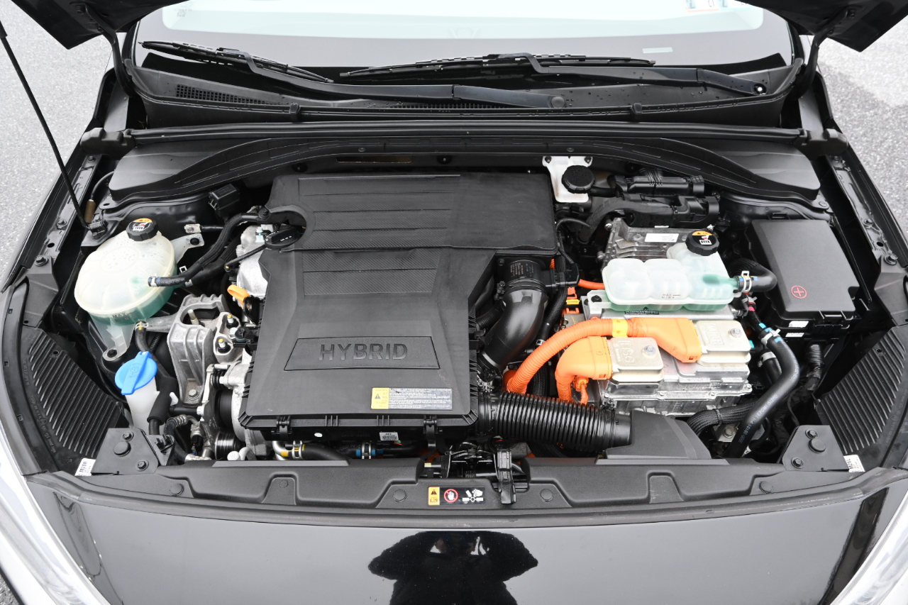 Hyundai Ioniq Hybrid Blue Hatchback 2020