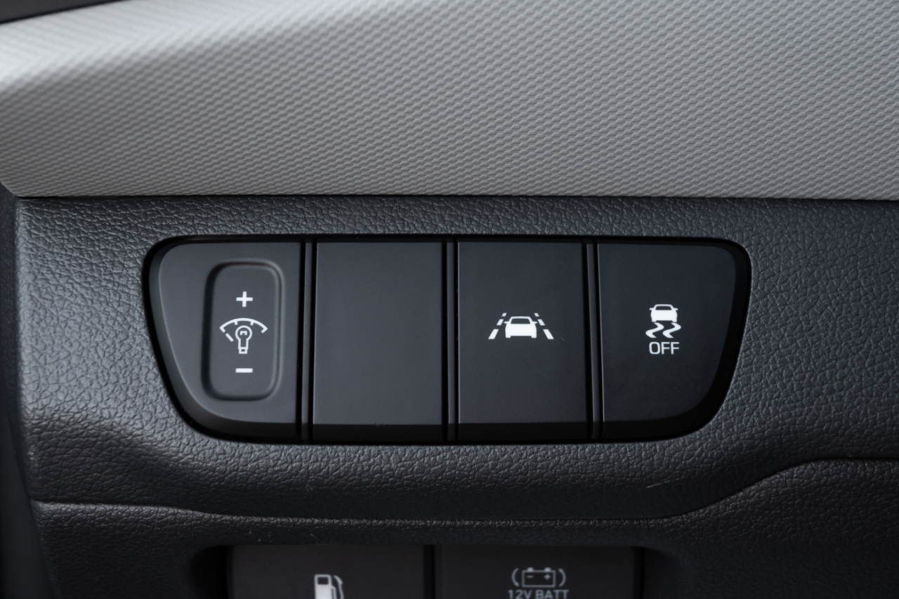 Hyundai Ioniq Hybrid Blue Hatchback 2020