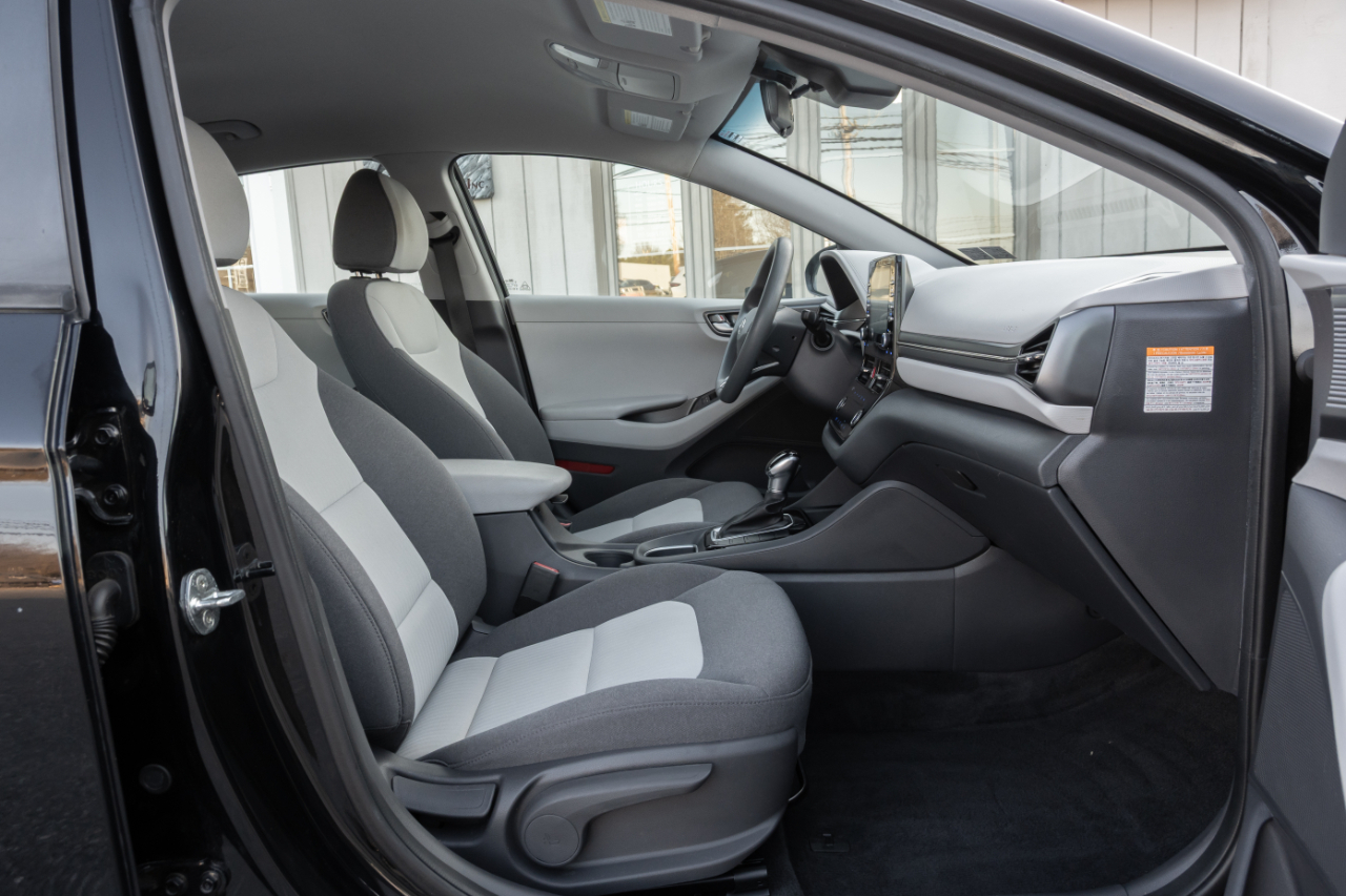 Hyundai Ioniq Hybrid Blue Hatchback 2020