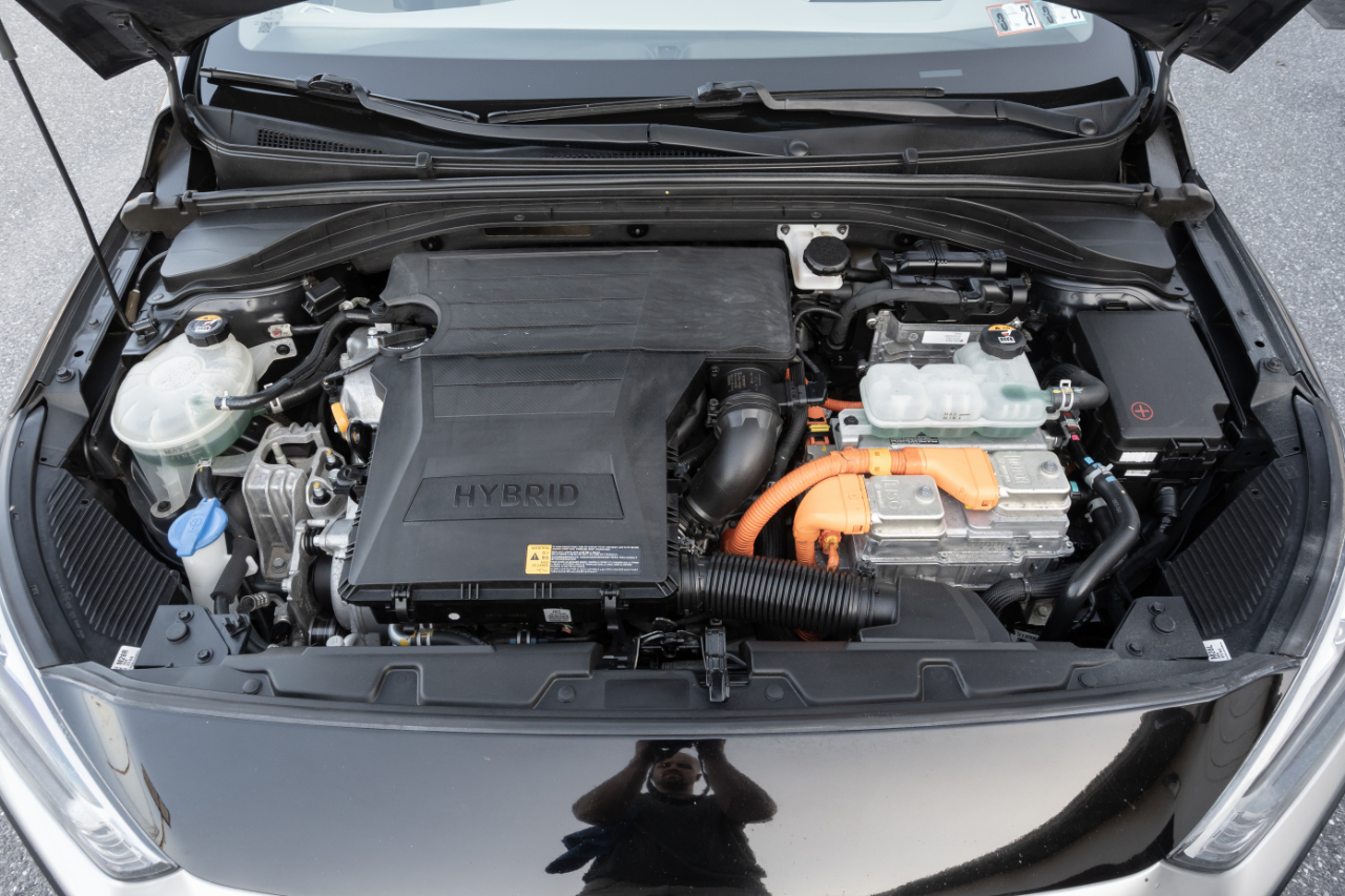 Hyundai Ioniq Hybrid Blue Hatchback 2020