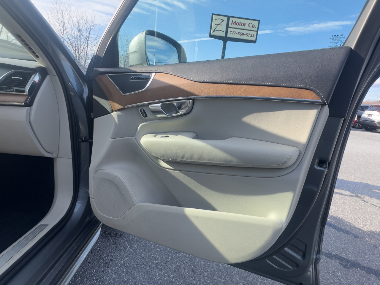 Volvo XC90 T6 AWD 7-Passenger Inscription 2017