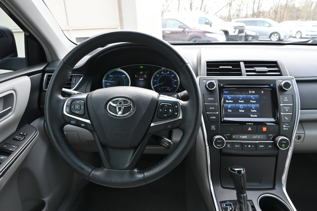 Toyota Camry  2017