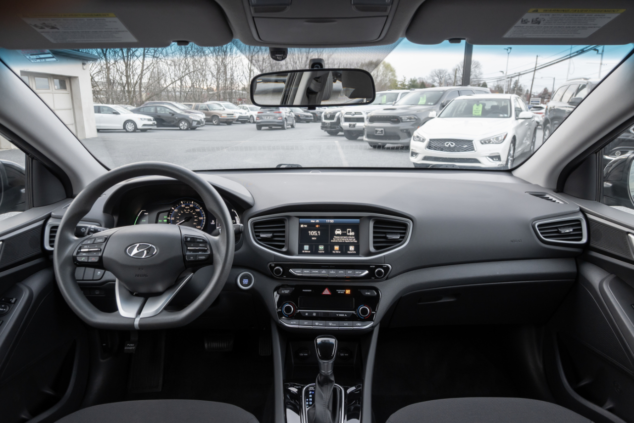 Hyundai Ioniq Hybrid Blue Hatchback 2019