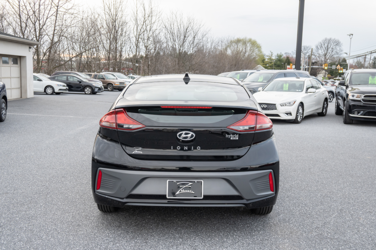 Hyundai Ioniq Hybrid Blue Hatchback 2019