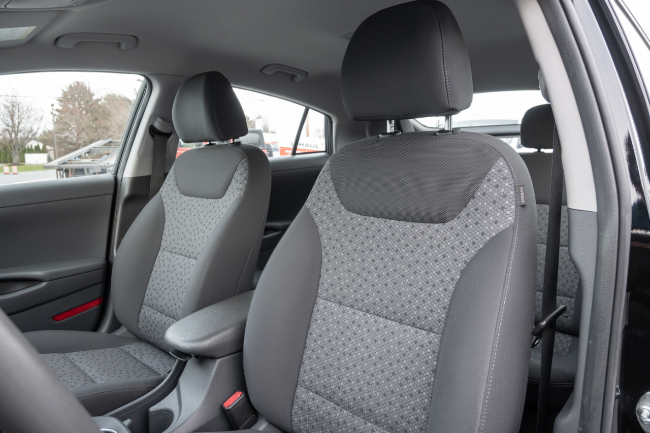 Hyundai Ioniq Hybrid Blue Hatchback 2019