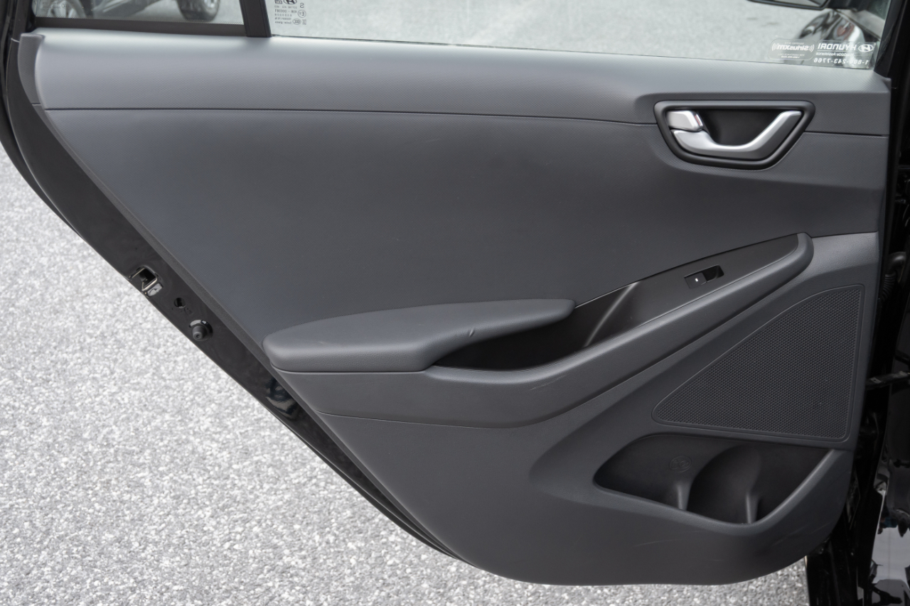 Hyundai Ioniq Hybrid Blue Hatchback 2019