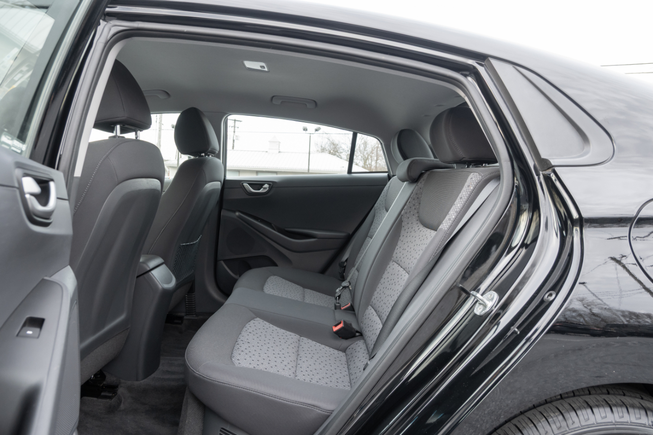 Hyundai Ioniq Hybrid Blue Hatchback 2019