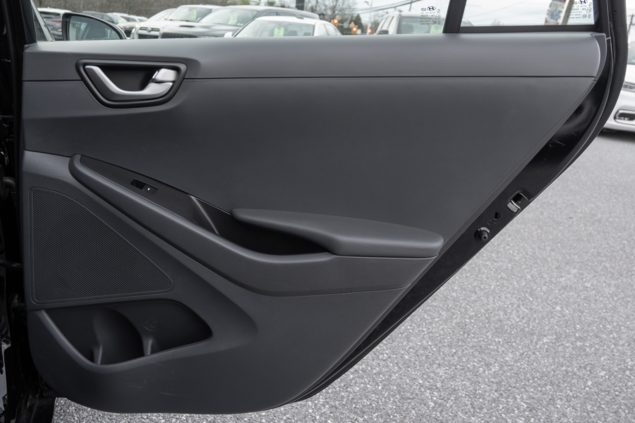 Hyundai Ioniq Hybrid Blue Hatchback 2019