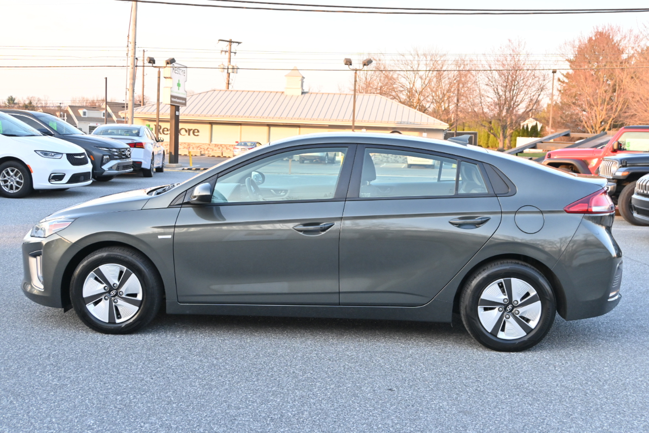 Hyundai Ioniq Hybrid Blue Hatchback 2020