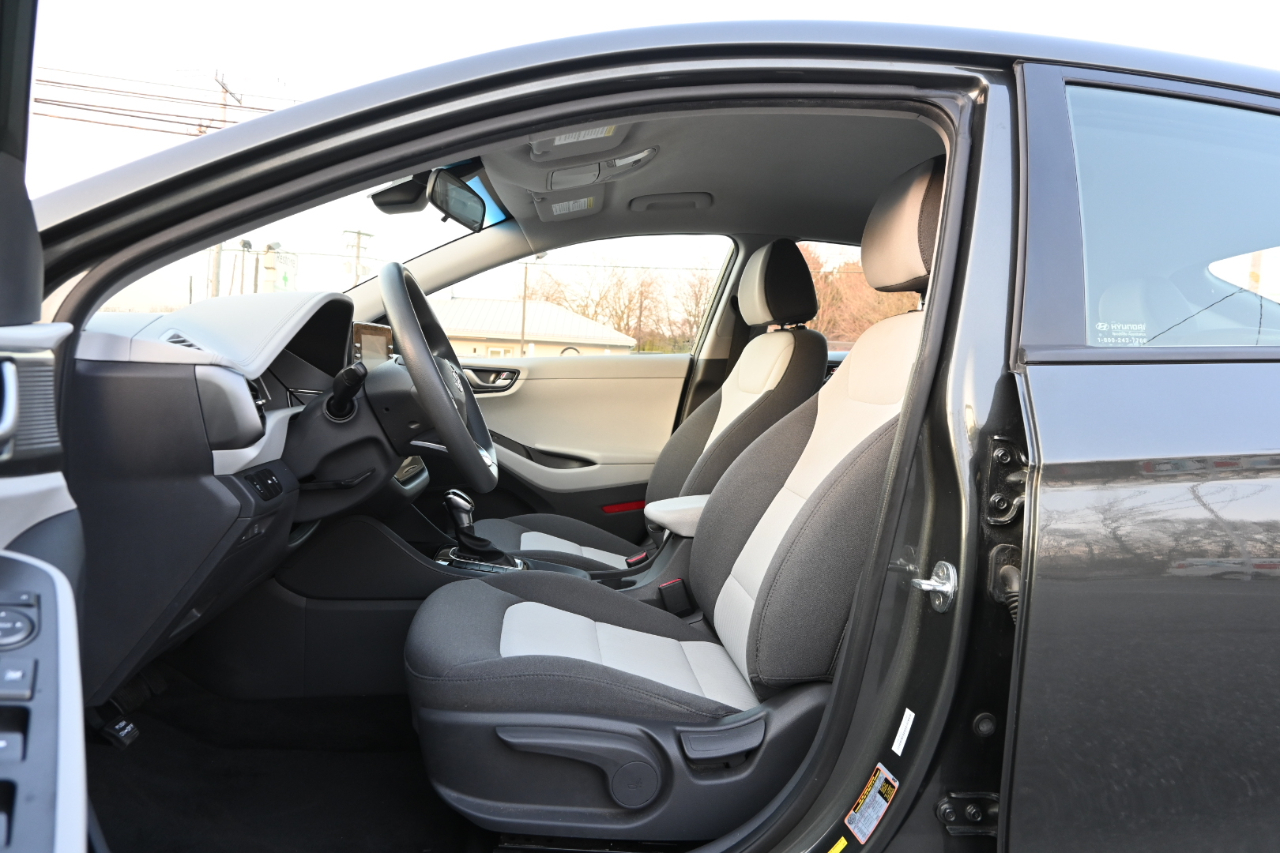 Hyundai Ioniq Hybrid Blue Hatchback 2020