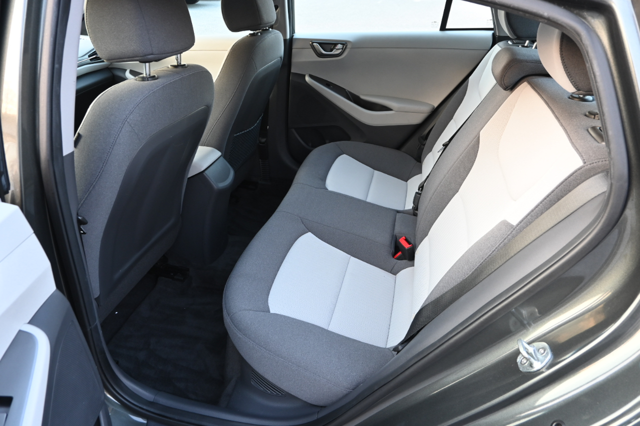 Hyundai Ioniq Hybrid Blue Hatchback 2020