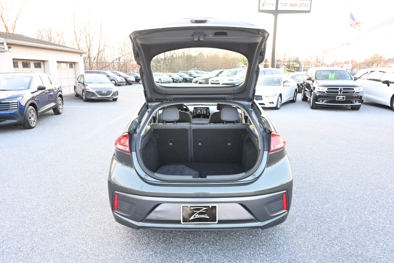 Hyundai Ioniq Hybrid Blue Hatchback 2020