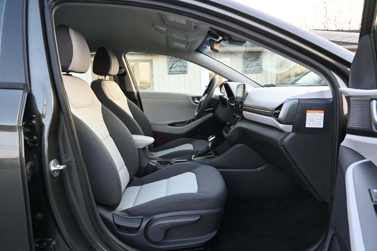 Hyundai Ioniq Hybrid Blue Hatchback 2020