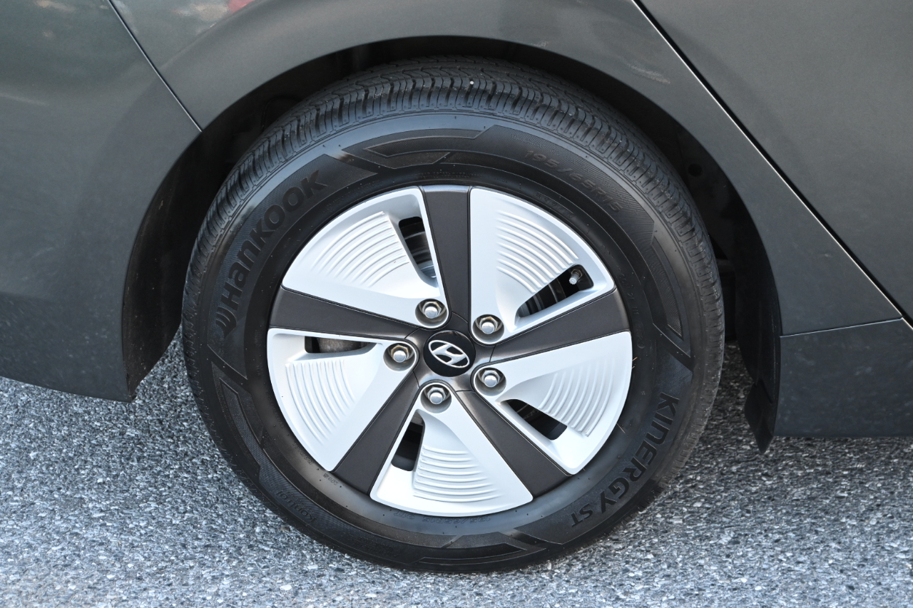 Hyundai Ioniq Hybrid Blue Hatchback 2020