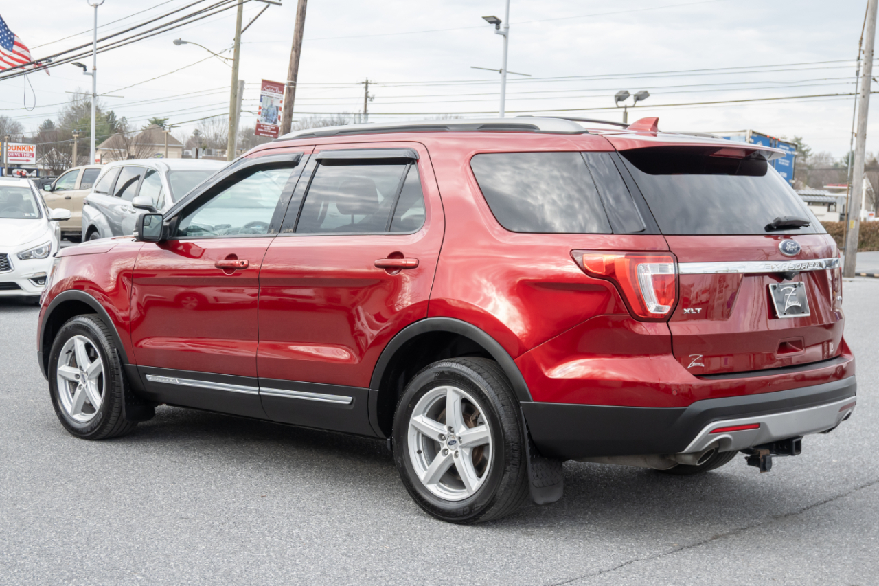 Ford Explorer 4WD 4dr XLT 2016