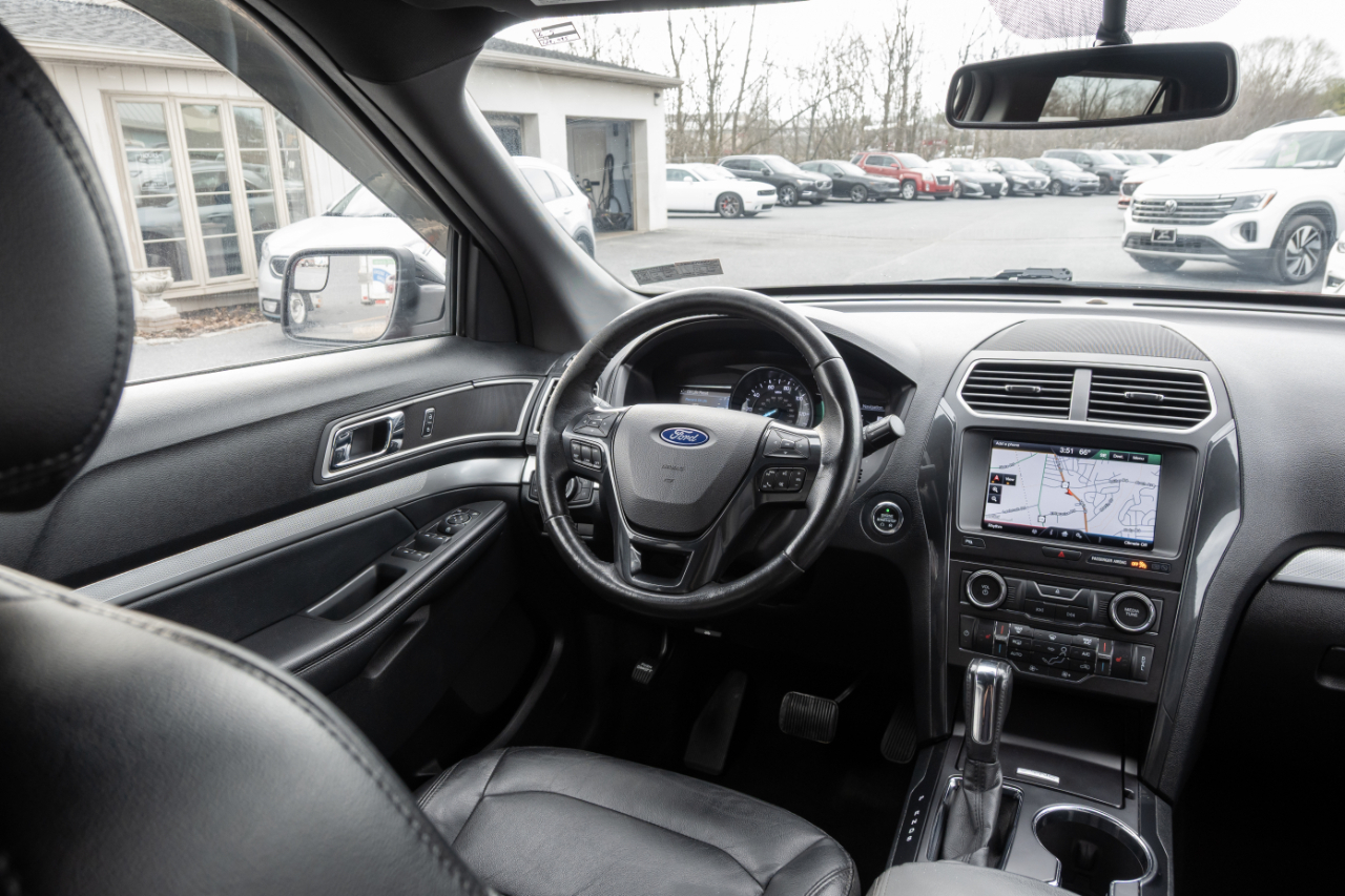 Ford Explorer 4WD 4dr XLT 2016