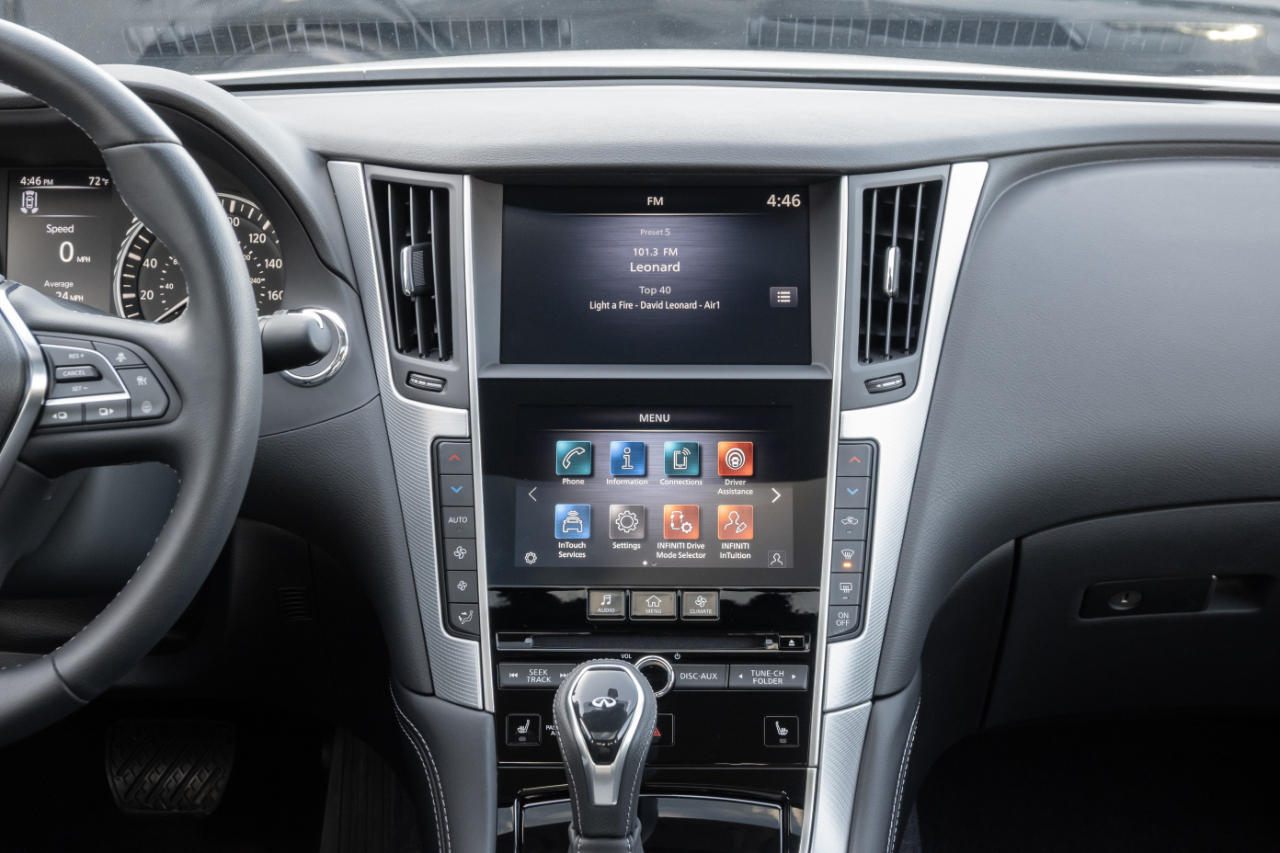 Infiniti Q50 LUXE AWD 2024