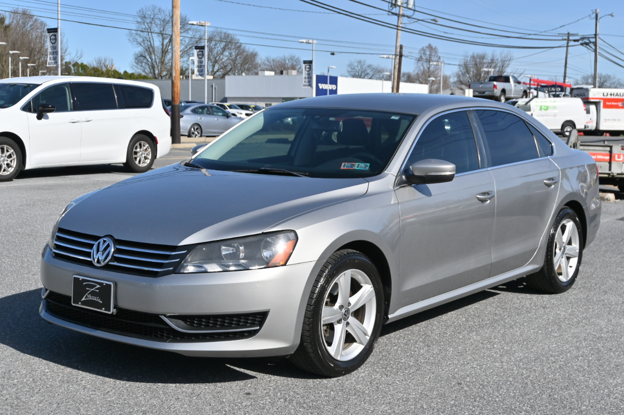 Volkswagen Passat 4dr Sdn 2.5L Auto SE PZEV 2013