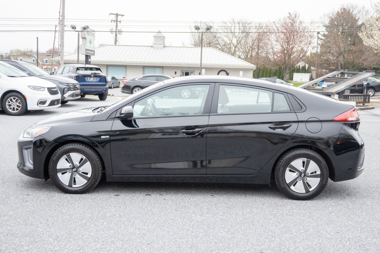 Hyundai Ioniq Hybrid Blue Hatchback 2020