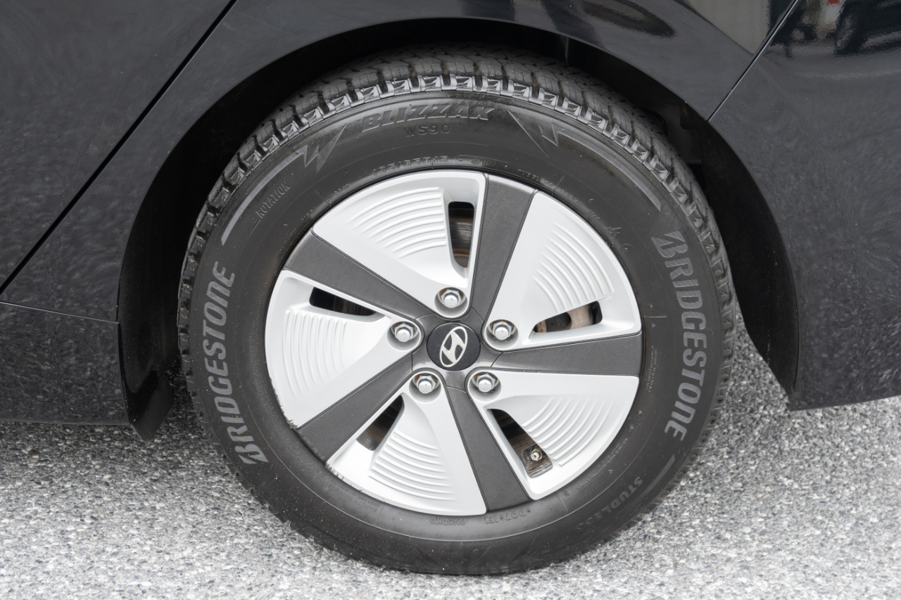 Hyundai Ioniq Hybrid Blue Hatchback 2020