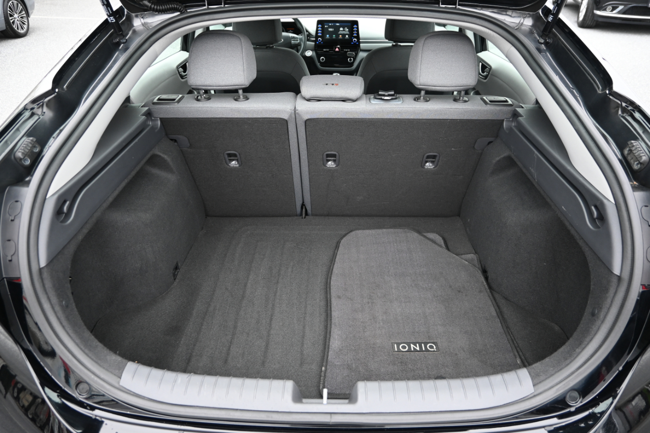 Hyundai Ioniq Hybrid Blue Hatchback 2020