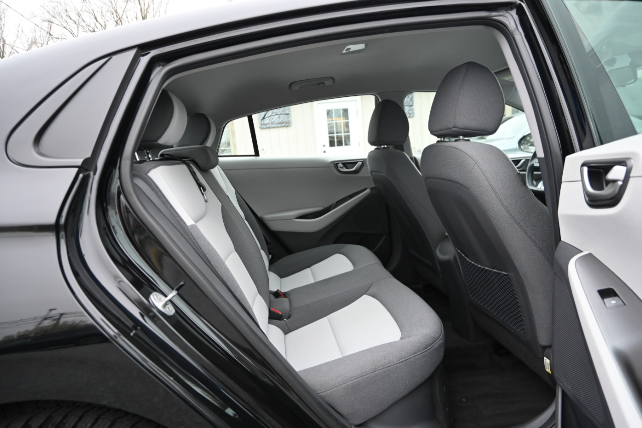 Hyundai Ioniq Hybrid Blue Hatchback 2020