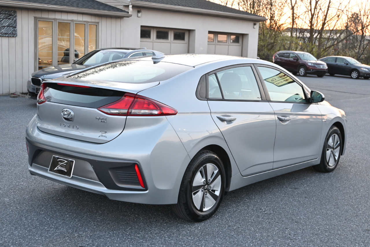 Hyundai Ioniq Hybrid Blue Hatchback 2020