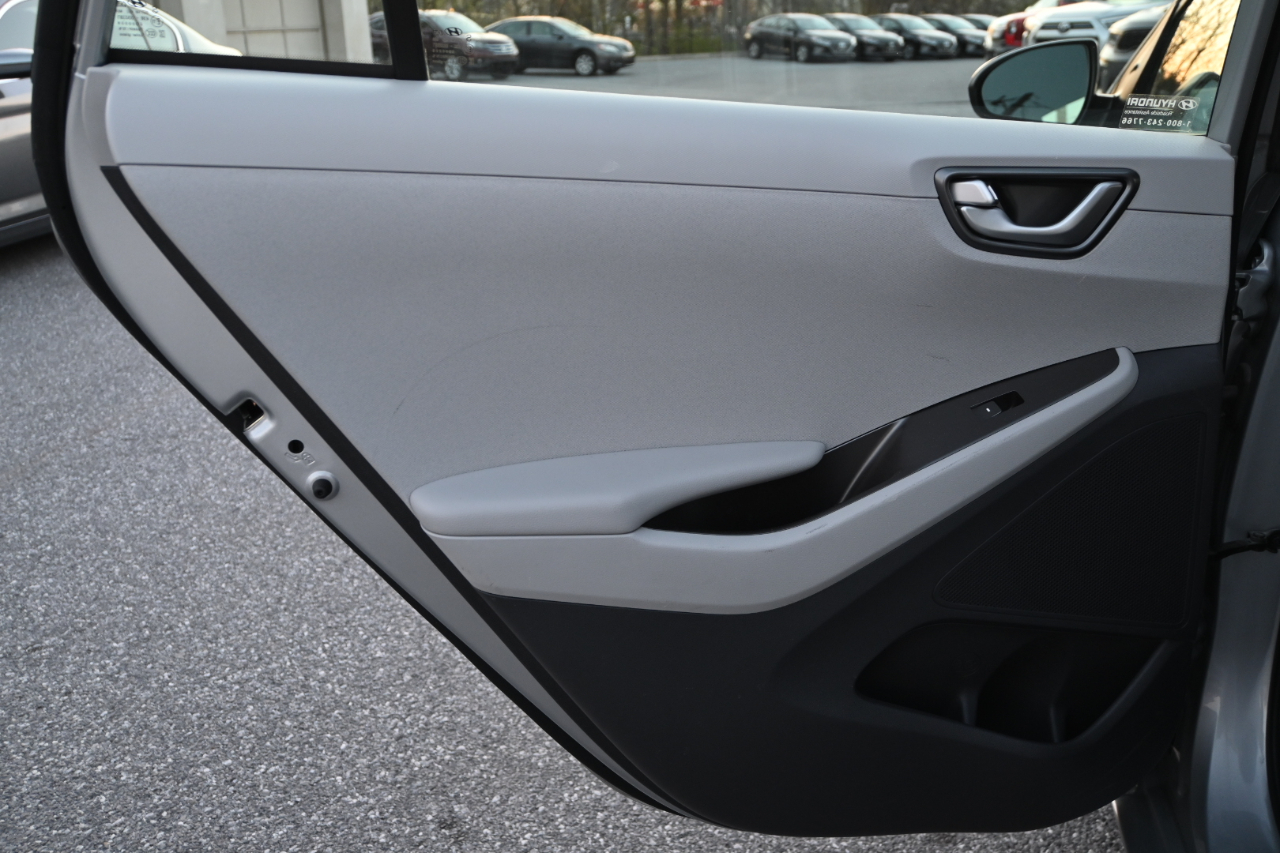 Hyundai Ioniq Hybrid Blue Hatchback 2020