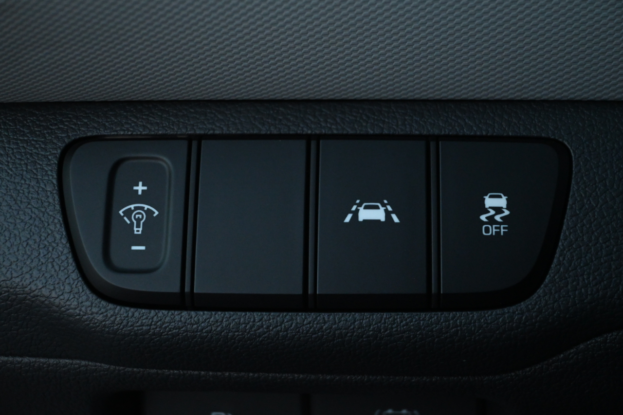 Hyundai Ioniq Hybrid Blue Hatchback 2020