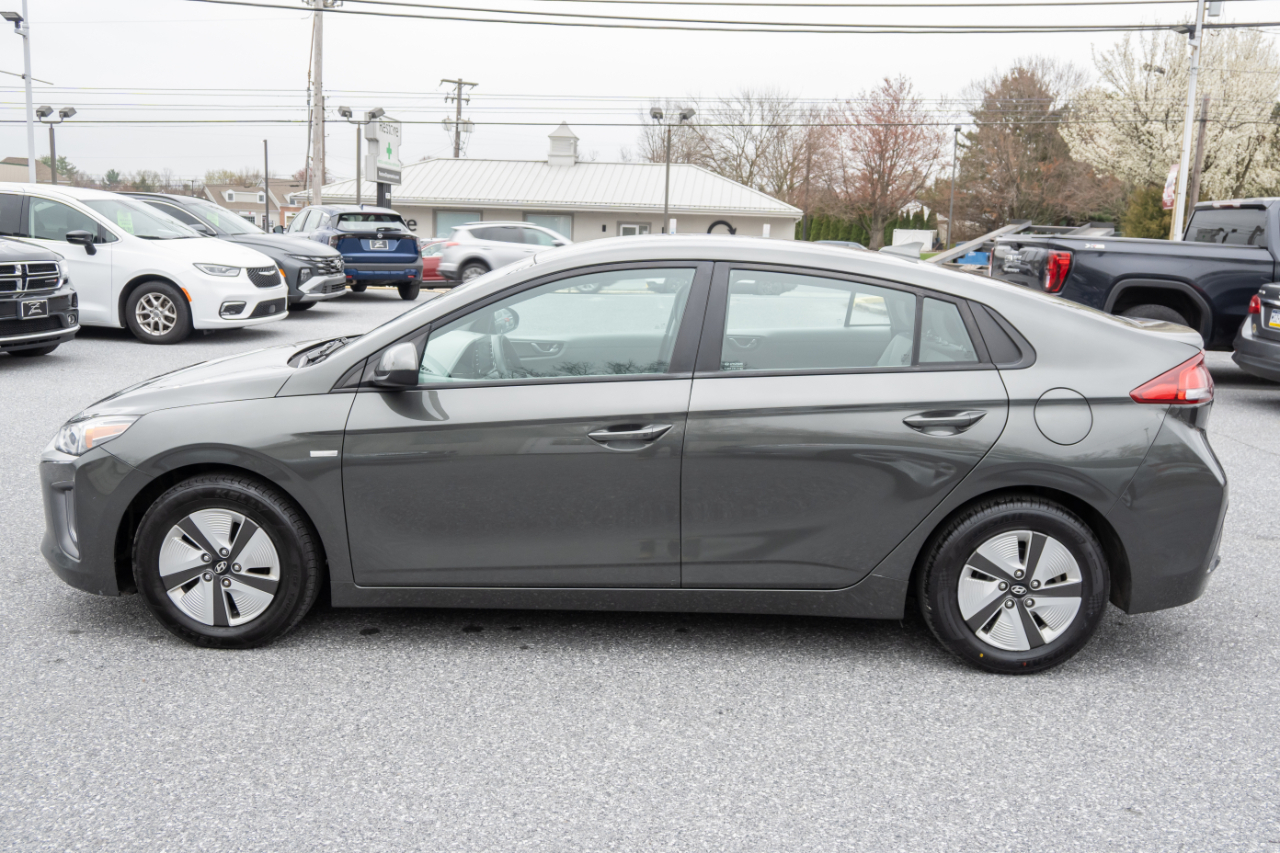Hyundai Ioniq Hybrid Blue Hatchback 2020