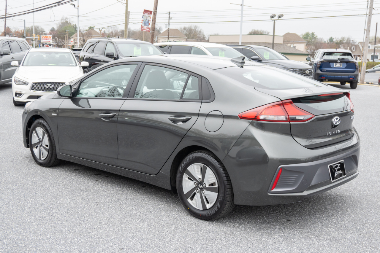 Hyundai Ioniq Hybrid Blue Hatchback 2020