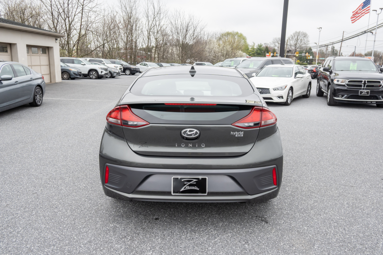 Hyundai Ioniq Hybrid Blue Hatchback 2020