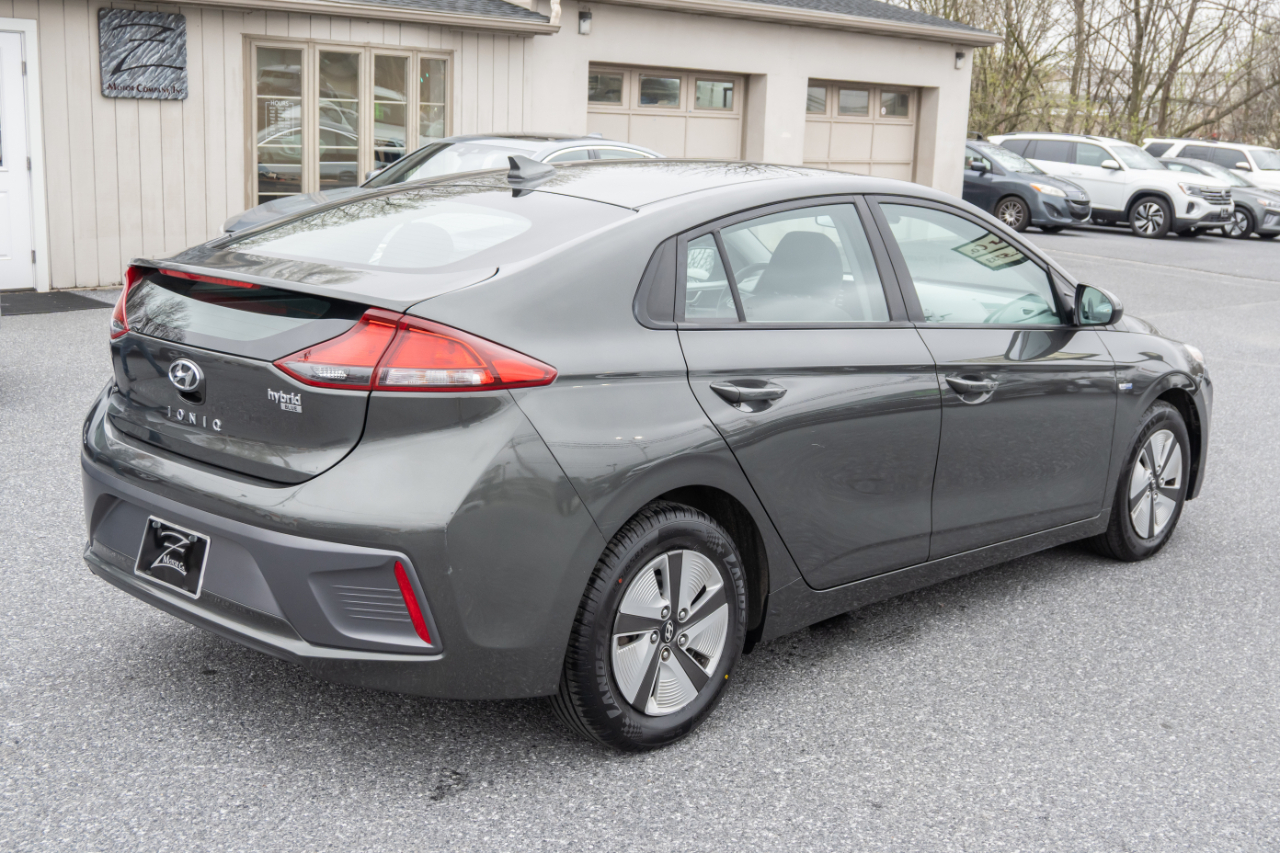 Hyundai Ioniq Hybrid Blue Hatchback 2020